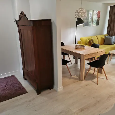アパート Family Lu Apartment - 3 Bedrooms, 2 Bathrooms, 200M Beach ソポト