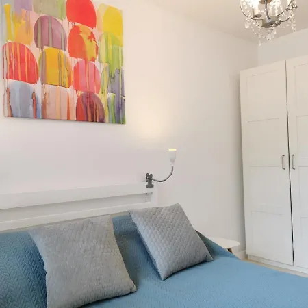 Family Lu Apartment - 3 Bedrooms, 2 Bathrooms, 200M Beach