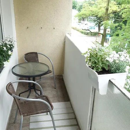 Family Lu Apartment - 3 Bedrooms, 2 Bathrooms, 200M Beach Lejlighed Sopot